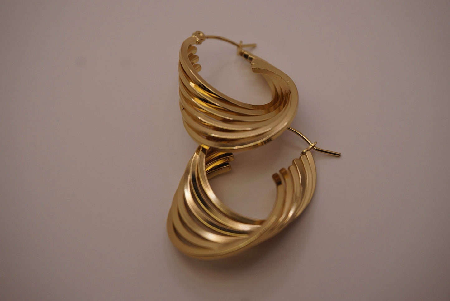 MAYA Hoops