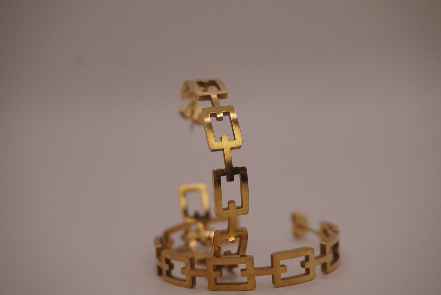 ELARA Chain Earrings