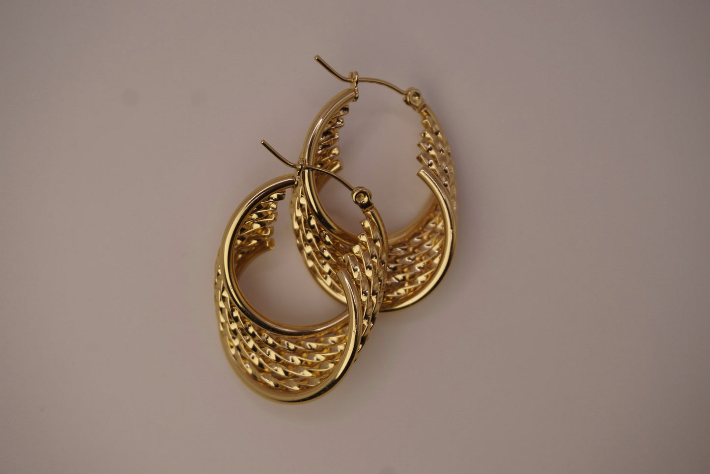 LOOMA Hoops