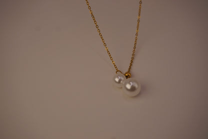 PERLA Necklace